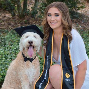 Meet your Posher, Kayla